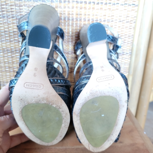 Gorgeous Coach Snakeskin Platform Sandles Sz 9B - Picture 5 of 5